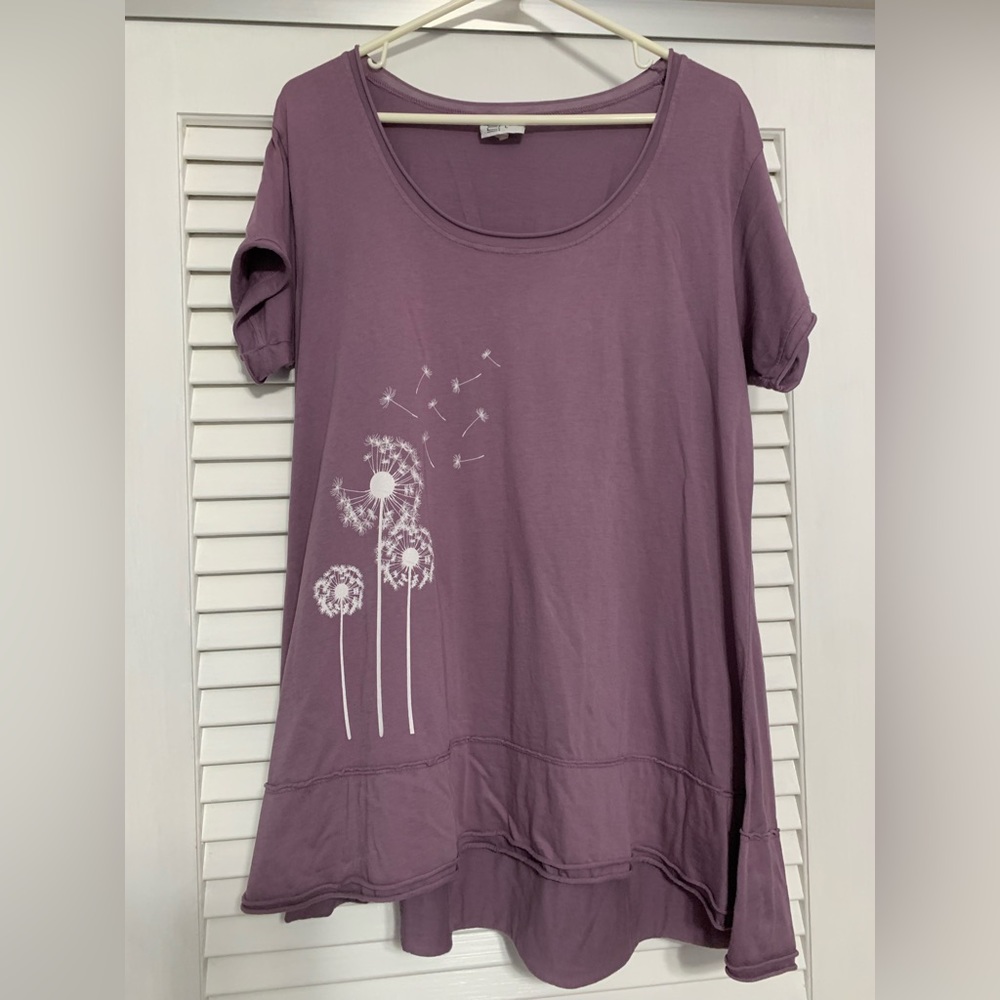 Fun ruffled shirt- eggplant - size L